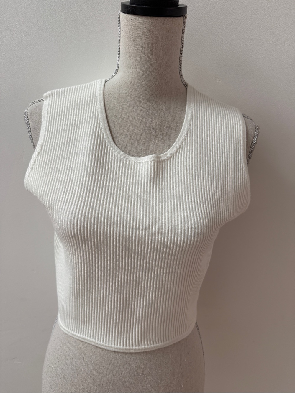 House of Harlow 1960 White Ribbed La Crop Tank